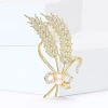 Micro-inlaid zircon wheat ear natural freshwater pearl brooch, fashionable and versatile, small chanese-style pearl brooch, anti-exposure silk scarf buckle pin wholesale Item Picture